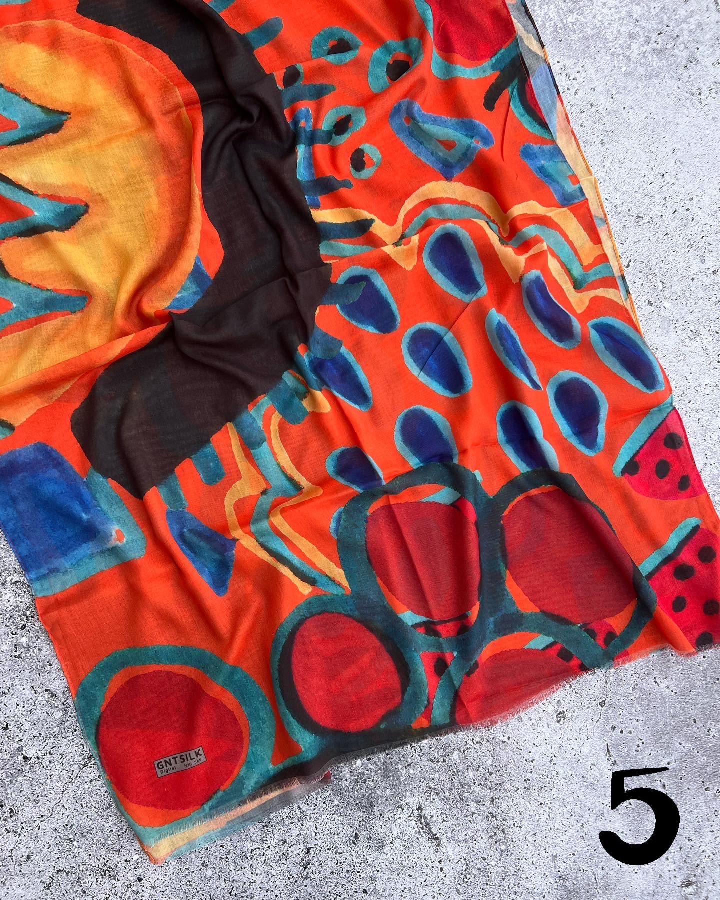 F0FF0891-2E66-4518-8AE1-F14CA1BFB969