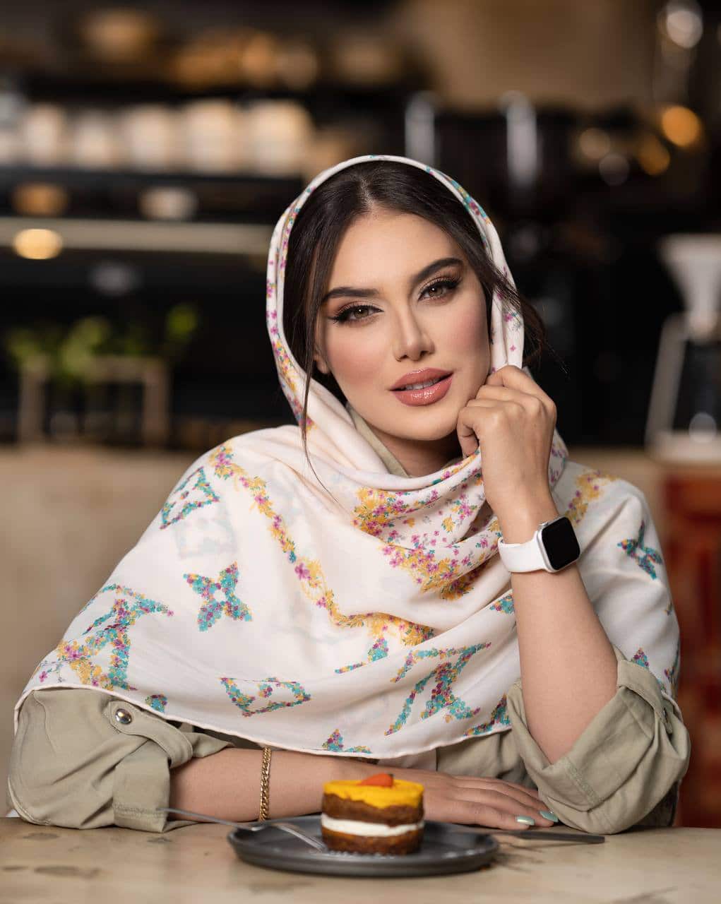 JPEG image-4CFD-8BB9-2F-2